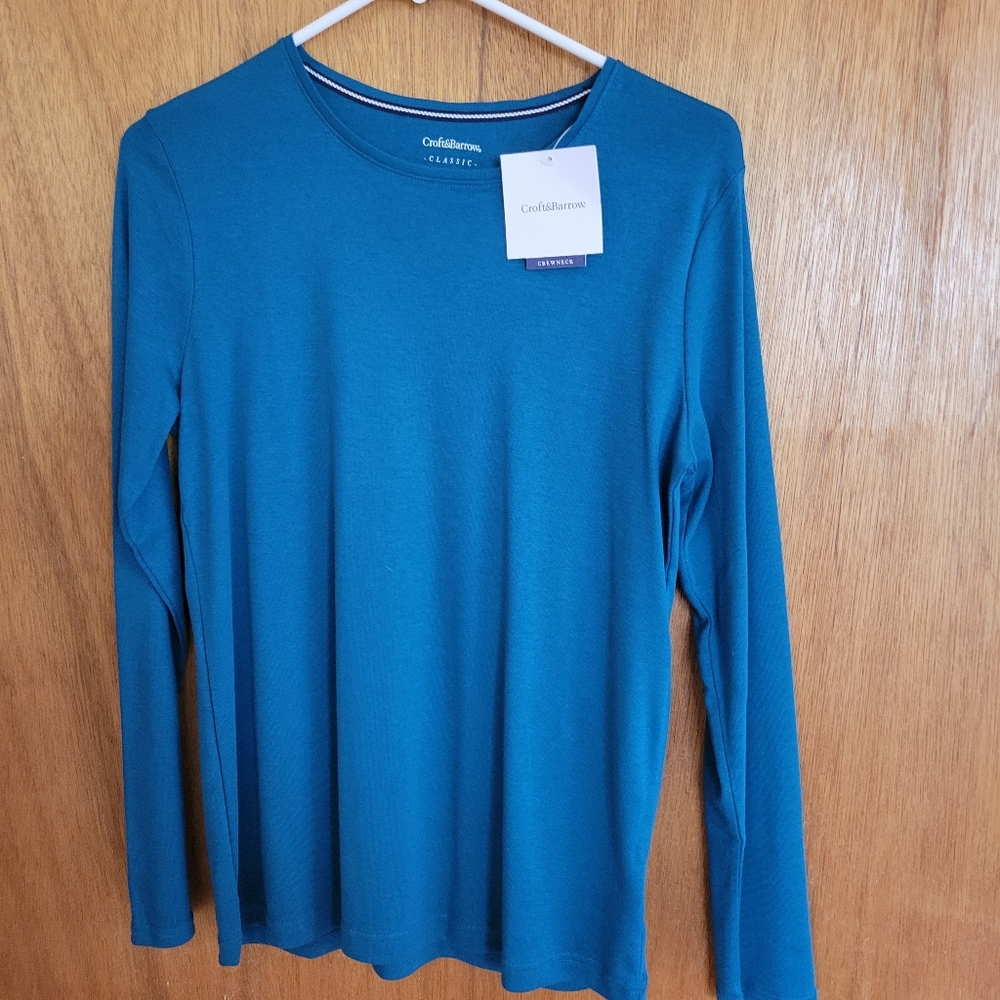 Croft & Barrow Solid Teal Blue Top Long Sleeve, NWT